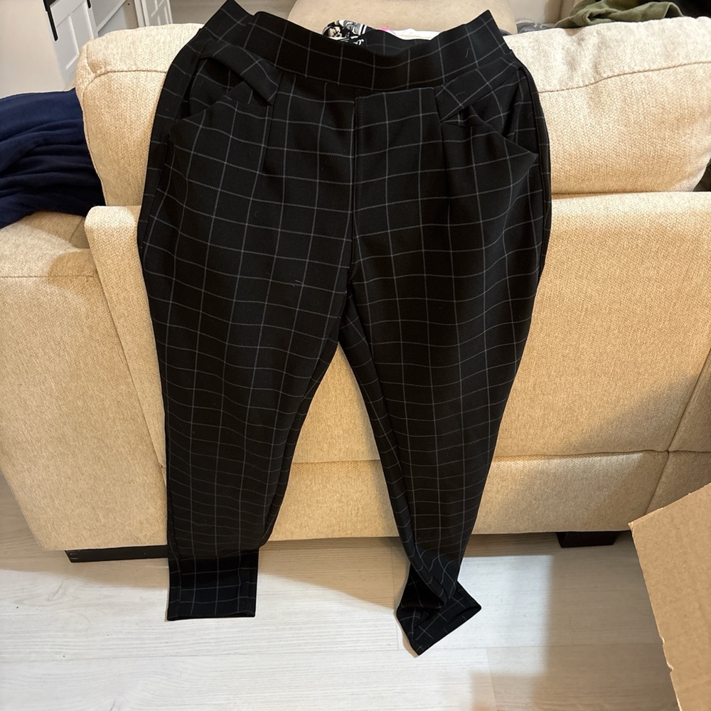 Women's Black Checkered Trousers